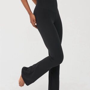 🆕 OFFLINE by Aerie Real Me Xtra Bootcut Legging